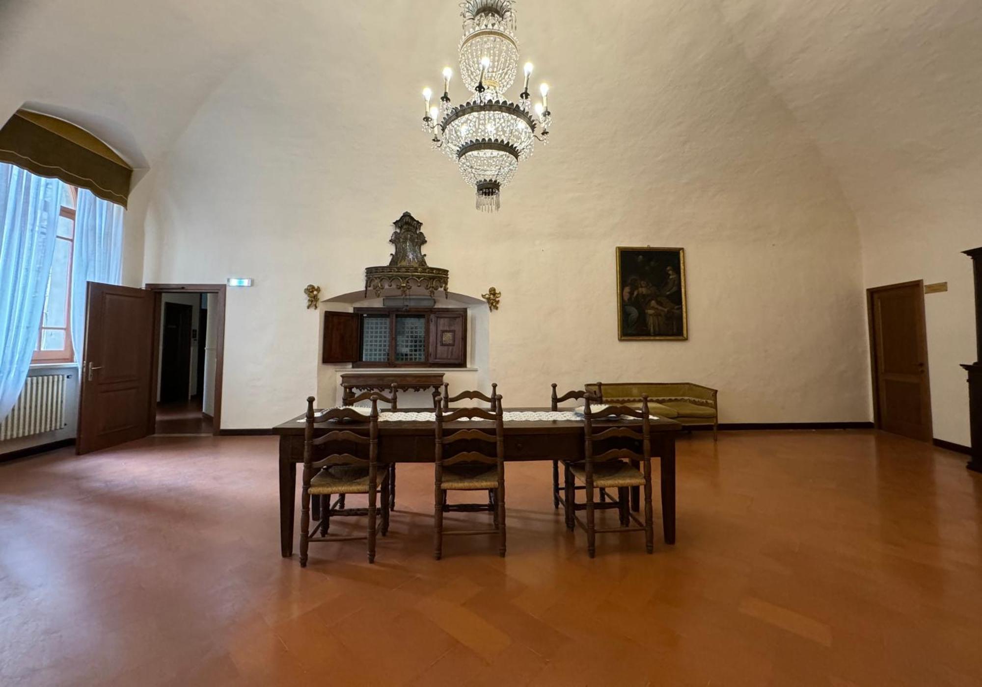 Monastero Ss. Annunziata Hotel Todi Bagian luar foto The refectory