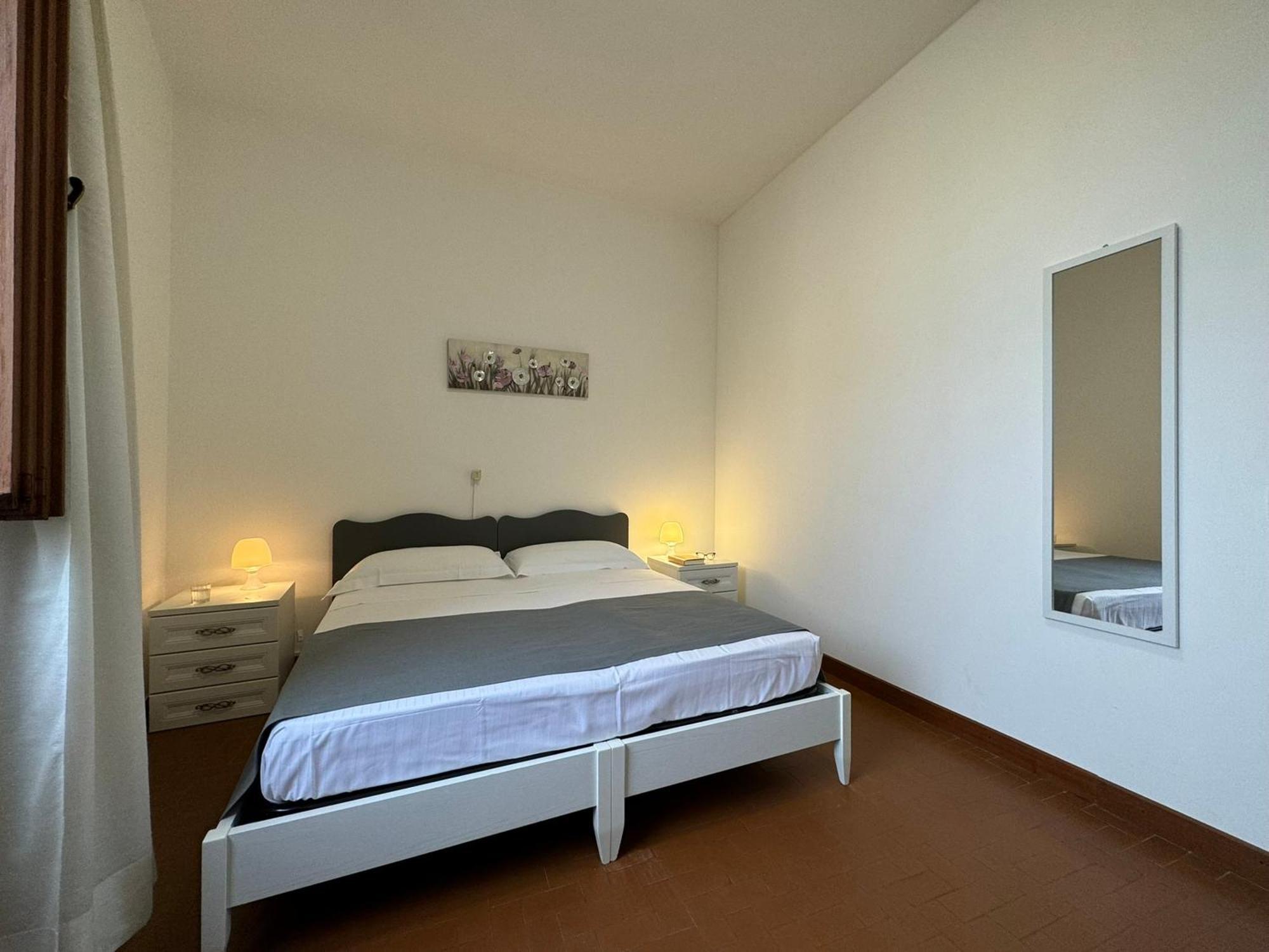 Monastero Ss. Annunziata Hotel Todi Bagian luar foto A bedroom
